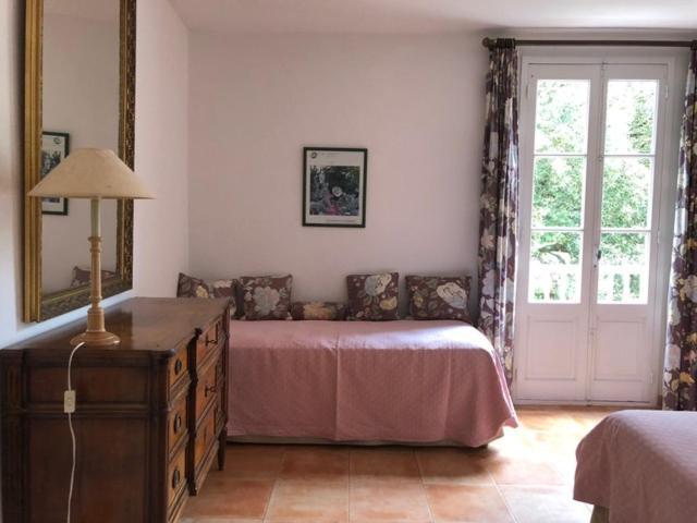 Отель Le Manoir De Пор-Кро Экстерьер фото